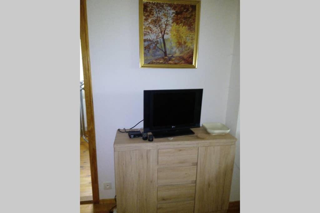Zamecek Zdiky - Moderni Maly Apartman Bujanov Luaran gambar